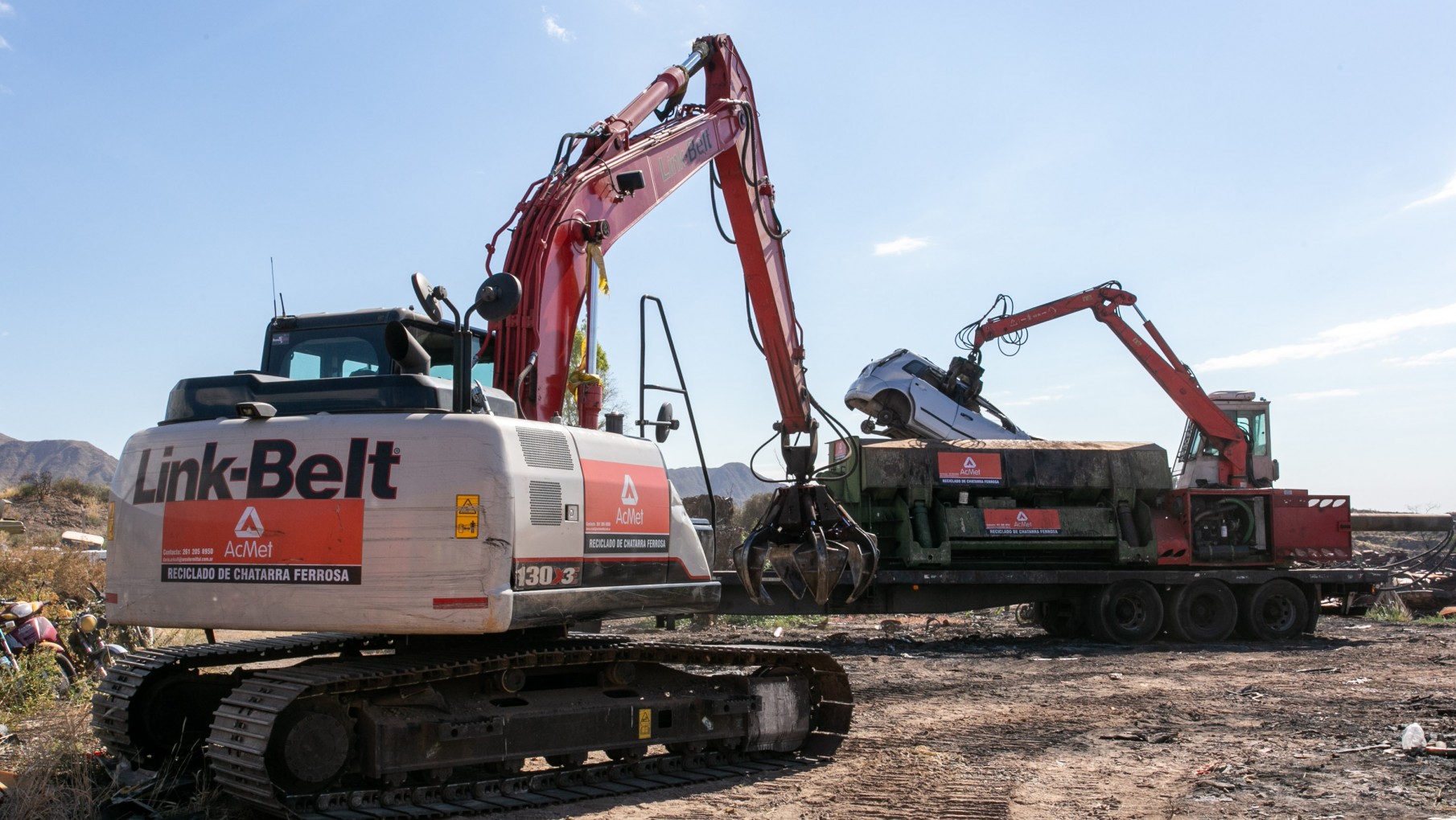 Avanza la compactación de vehículos en la playa San Agustín
